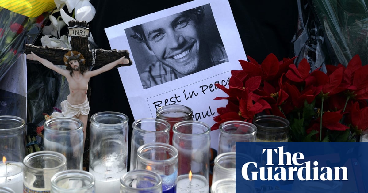 Paul Walker Autopsy Results Due As Coroner Waits To Identify Body Paul Walker The Guardian