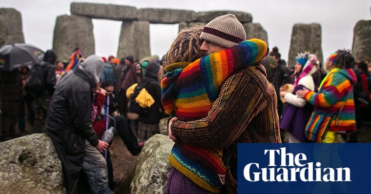 The Winter Solstice At Stonehenge In Pictures Uk News The Guardian