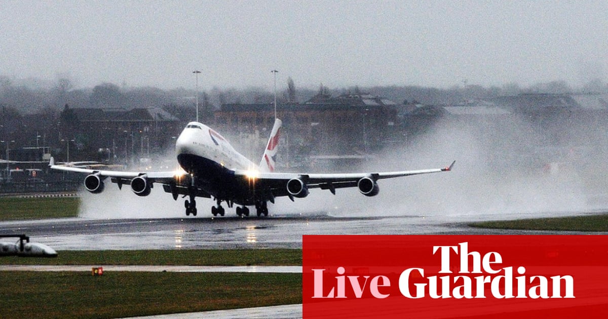 Severe Weather Threatens Christmas Getaway As It Happened Uk