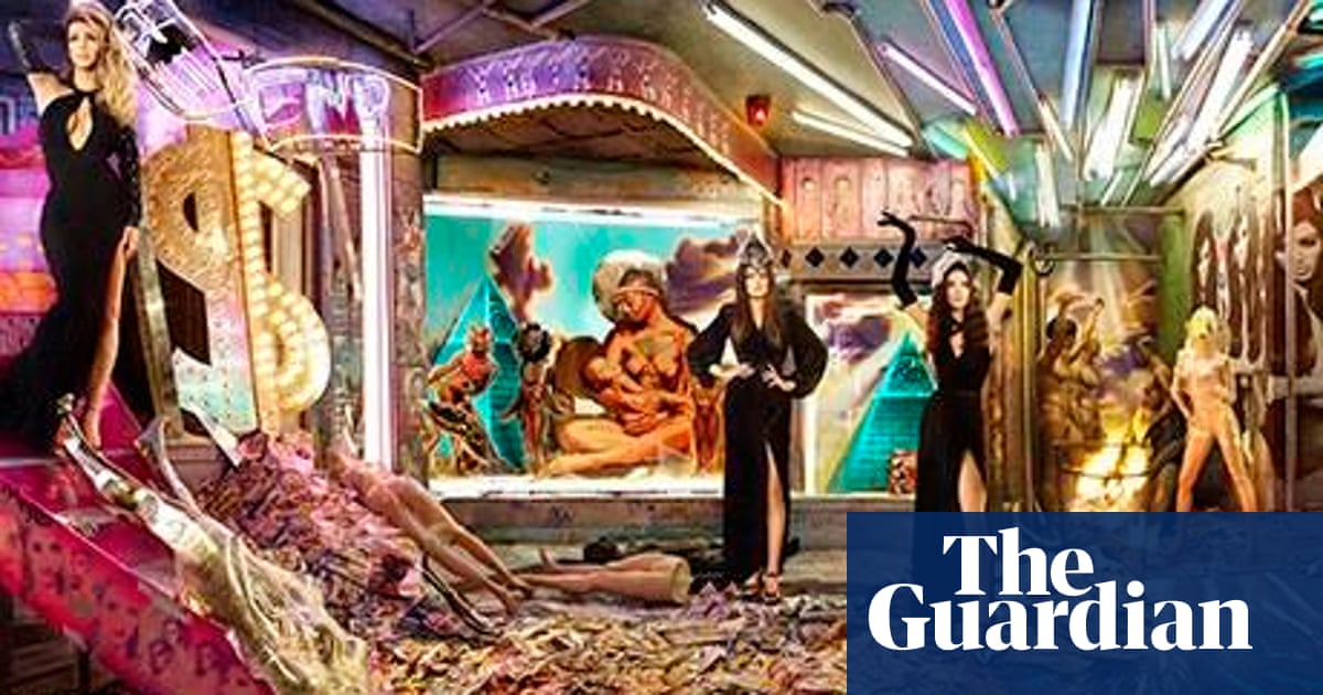 The Kardashians Christmas Card 2021 The Kardashian Christmas Cards That Reveal The Ghosts Of Khristmases Past Kim Kardashian West The Guardian The Kardashians Christmas Card 2021 The Kardashian Christmas Cards That Reveal The Ghosts Of Khristmases Past Kim Kardashian West The Guardian