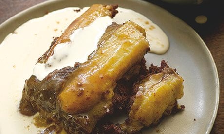 Hugh Fearnley-Whittingstall's hot chocolate toffee banana pudding