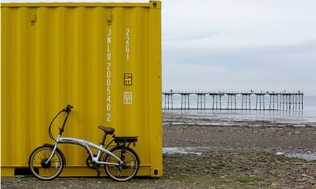 On The Road Tesco Hopper Urban Se Electric Folding Bike Motoring The Guardian