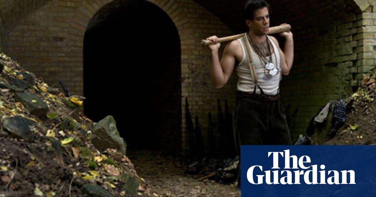 Eli Roth Answers Your Questions Horror Films The Guardian
