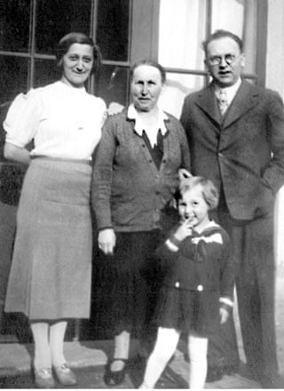 Helga Weiss family