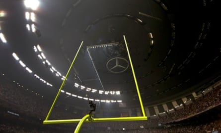Super Bowl Blackout Caused By Failure Of Device Protecting Power Supply Super Bowl Xlvii The Guardian