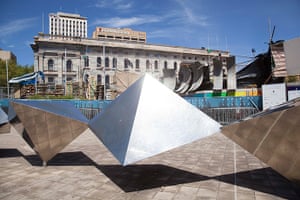 Adelaide Festival Day 1: A Burt Flugelman scupture titled Tetrahedron stands outside Barrio