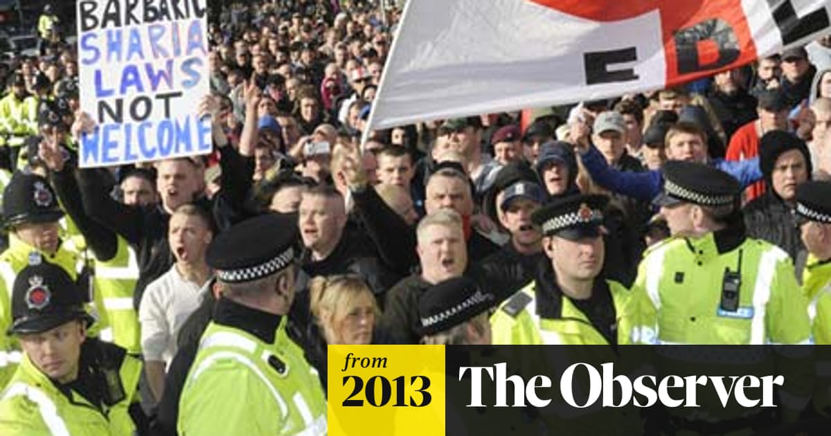 Edl March In Manchester Sees Handful Of Arrests English Defence League The Guardian