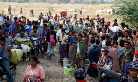 People fleeing ethnic violence in Burma