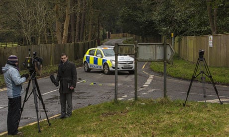 Boris Berezovsky Death No Evidence Of Third Party Involvement Say Police World News The Guardian