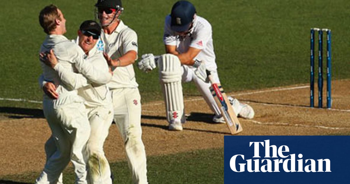 England On Brink Of Defeat As New Zealand Take Total Command