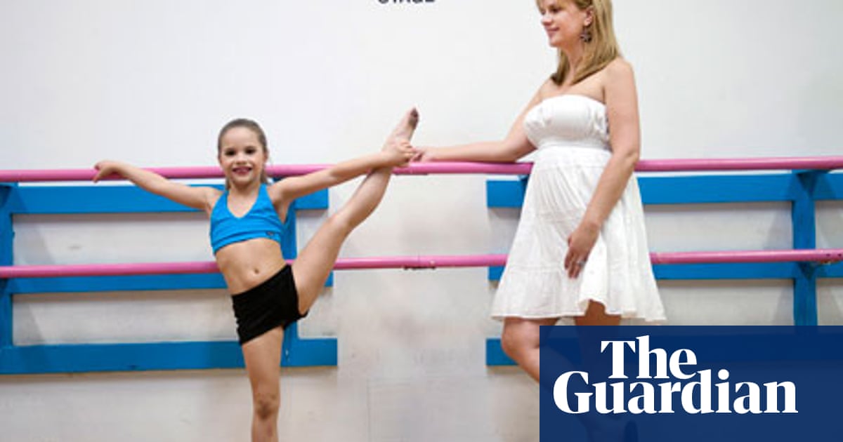 Dance Moms Awful But Addictive Television Radio The Guardian