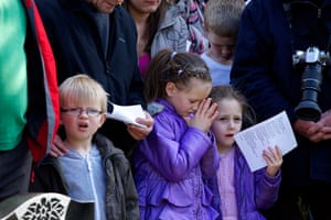 maltby colliery closes: Children from the village take part in prayers during the memorial service