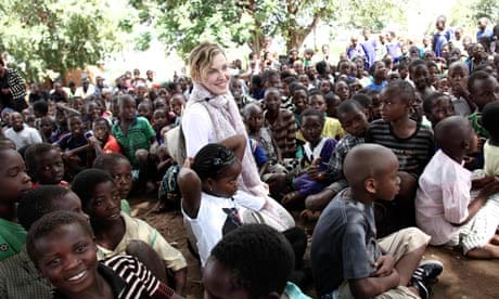 Madonna visiting school children in Chorwe, Malawi