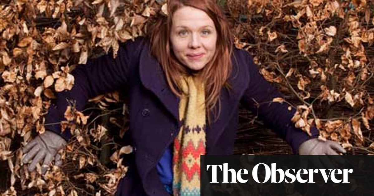 Kerry Godliman: 'We're cracking up on stage for your entertainmen...