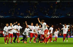 barca v bayern 3: The Bayern Munich team celebrate in front of their fans 