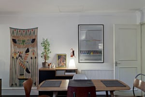 Homes - Pettersen: living room with white walls and wooden table
