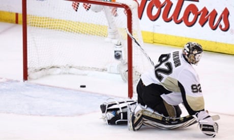 Sidney Crosby, Penguins spoil Marian Hossa's big night