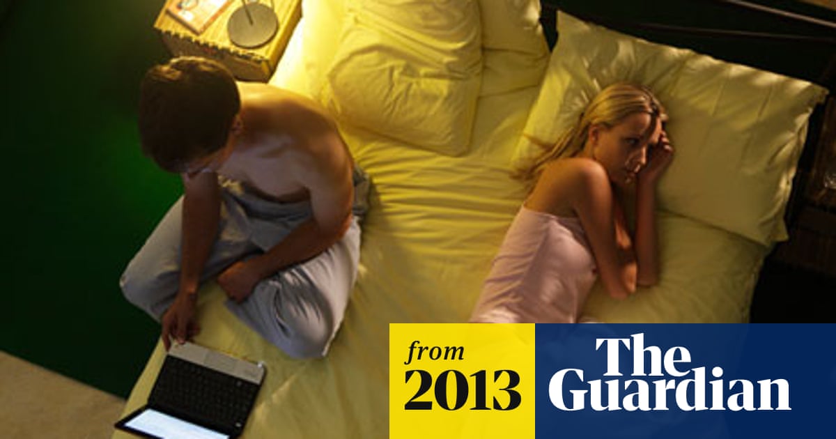 Peering at bright screens after dark could harm health, doctor claims