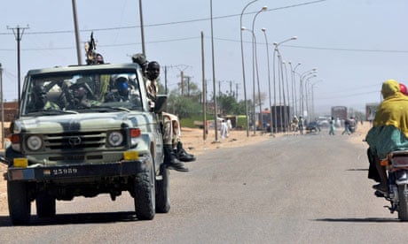 Niger army soldiers on patrol