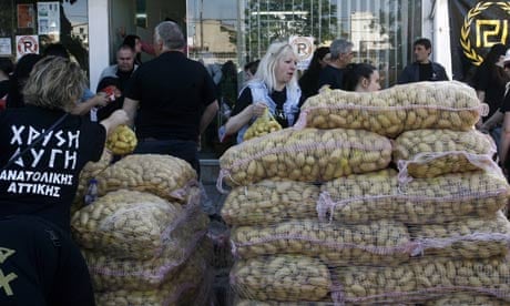Golden Dawn distribute food in Athens