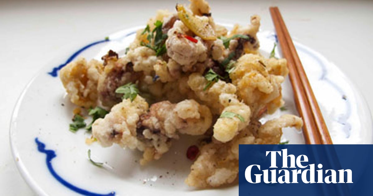 How To Make Perfect Salt And Pepper Squid Chinese Food And Drink The Guardian How To Make Perfect Salt And Pepper Squid Chinese Food And Drink The Guardian