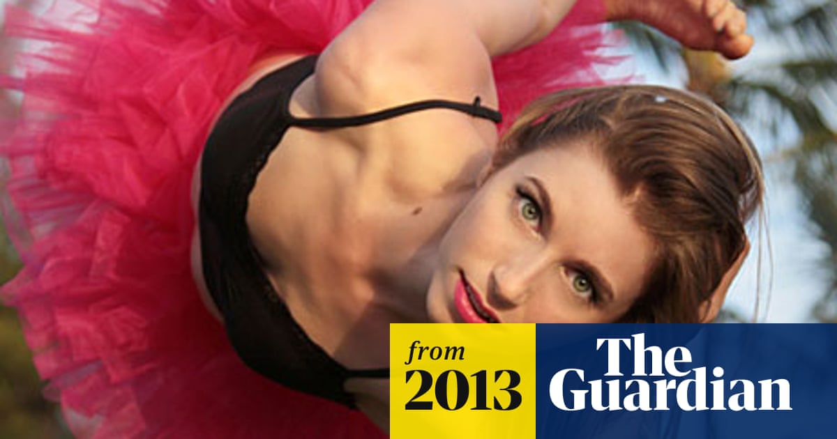 Edward Snowden S Girlfriend Lindsay Mills At The Moment I Feel Alone Us News The Guardian