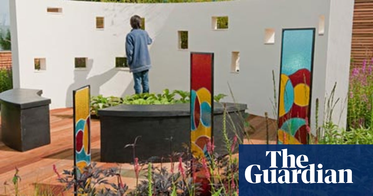 How To Build A Sensory Garden At Your School | Green Schools | The Guardian