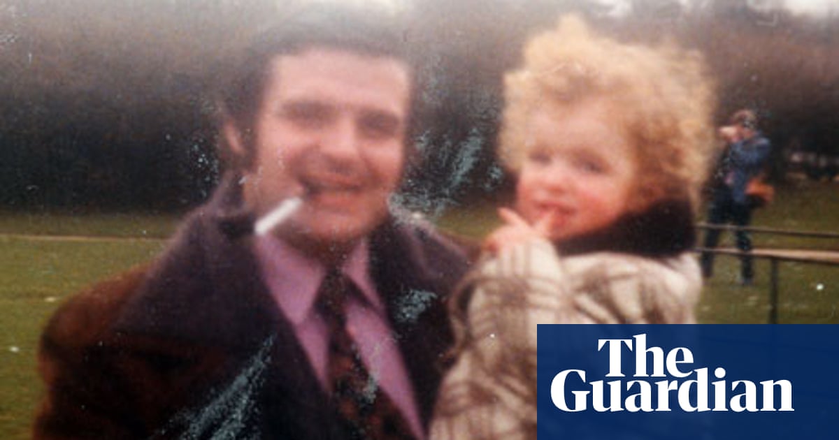 Should Young Children Go To Funerals Family The Guardian