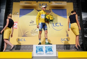 Tour de France stage 5: Simon Gerrans retains the leader's yellow jersey