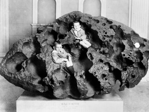 Willamette Meteorite - a picture from the past | Meteors | The Guardian