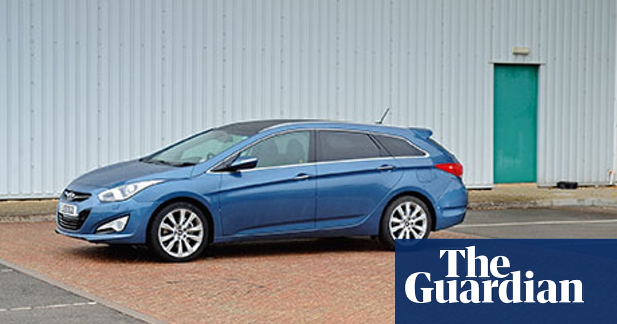 On the road: Hyundai i40 Tourer, Motoring