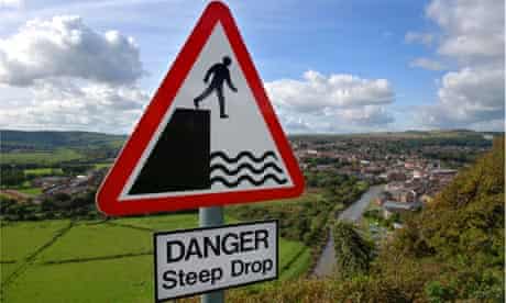Signpost warning danger steep 
