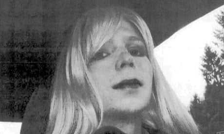 Bradley Manning announces new identity as Chelsea Manning