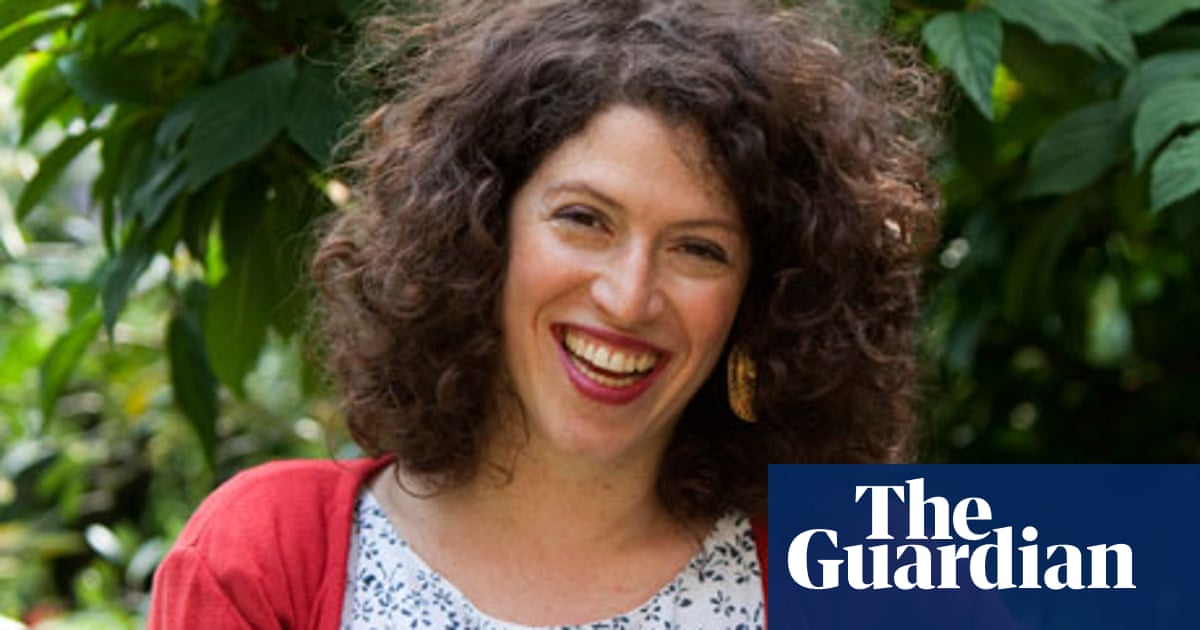 https://i.guim.co.uk/img/static/sys-images/Guardian/Pix/pictures/2013/8/9/1376055567044/charlotte-mendelson-008.jpg?width=1200&height=630&quality=85&auto=format&fit=crop&overlay-align=bottom%2Cleft&overlay-width=100p&overlay-base64=L2ltZy9zdGF0aWMvb3ZlcmxheXMvdGctZGVmYXVsdC5wbmc&enable=upscale&s=07008d75f6a09efcc997462e6280af4d