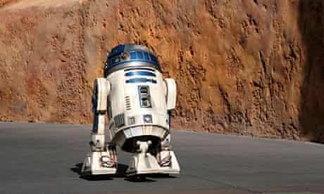 Star Wars Confirms R2d2 Set For Episode Vii Return Star Wars The Force Awakens The Guardian Star Wars Confirms R2d2 Set For Episode Vii Return Star Wars The Force Awakens The Guardian