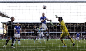 saturday roundup 2: Soccer - Barclays Premier League - Everton v Chelsea - Goodison Park