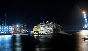 Concordia refloats: Salvage workers continue to raise the cruise ship, in the largest and most 