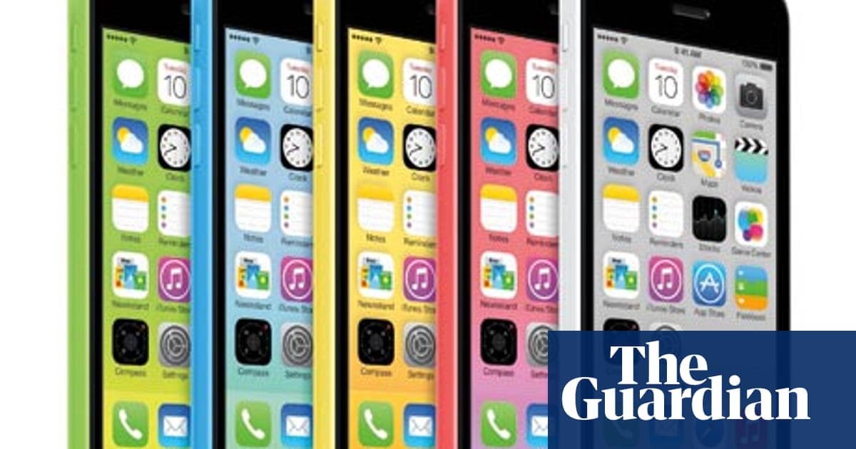 Iphone 5 Uk Pre Orders Well Down On Previous Years Networks Say Iphone 5 The Guardian Iphone 5 Uk Pre Orders Well Down On Previous Years Networks Say Iphone 5 The Guardian