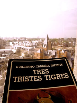 Banned books: Tres Tristes Tigres