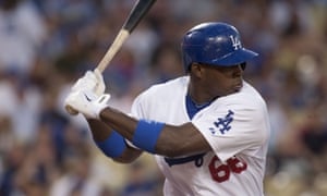 谁可以把目光从Yasiel Puig和他的洛杉矶道奇队手中夺走?