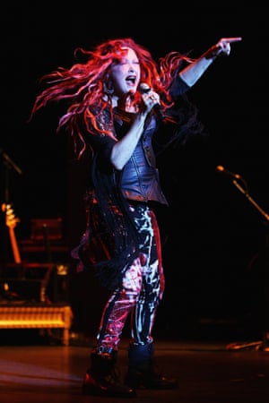 The G20 Summit in Saint Petersburg continues as rain hits the UK the