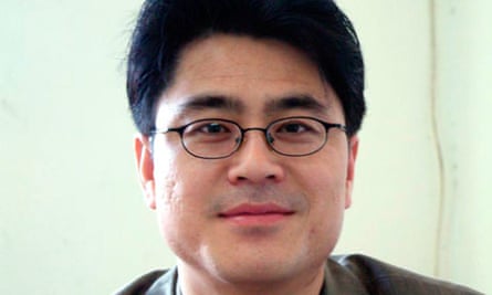 Chinese Activist Jailed Over Yahoo Email Is Freed China The Guardian