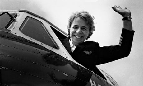 Yvonne Pope Sintes, Britain’s first commerical airline captain