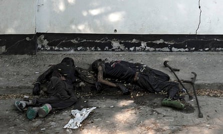 Dead bodies outside the hospital in Bor