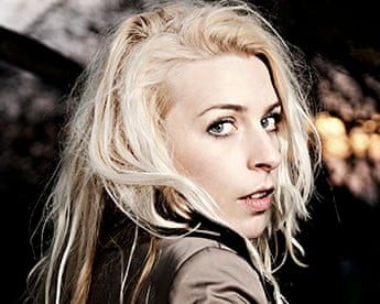 Sara Pascoe