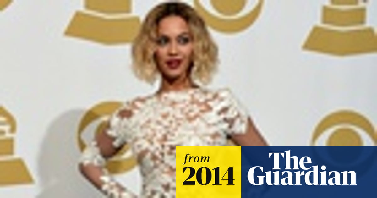 Grammys 2014: red carpet fashion in pictures | Fashion | The Guardian Grammys 2014: red carpet fashion in pictures | Fashion | The Guardian