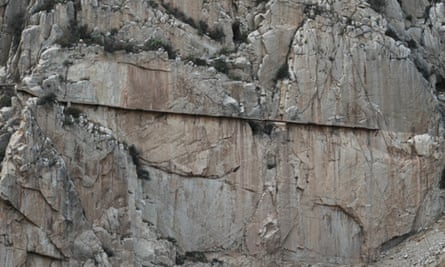 Most of the path on the Caminito del Rey consists of rickety wooden planks and is barely three feet in width. It is supported by steel rails, which have deteriorated over the years. Although few of the original handrails remain, a safety wire runs along the side.