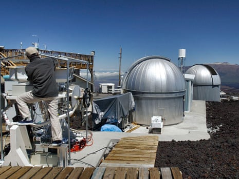 A scientist works at Hawaii's Mauna Loa Observatory, home of the Scripps CO2 Program.