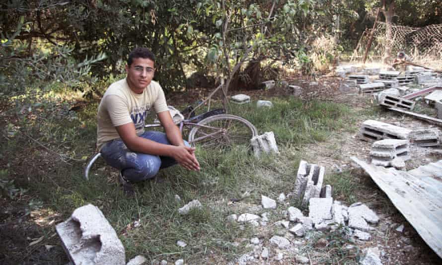 “I was bought this bike for my 15th birthday. I used to ride it to market to buy food for the family.” Mussab’s sister, Duaa, was killed in a rocket attack. His brother is calling his unborn daughter Duaa in her memory.