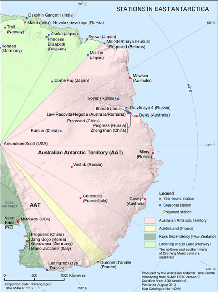 Map of Antarctic research stations